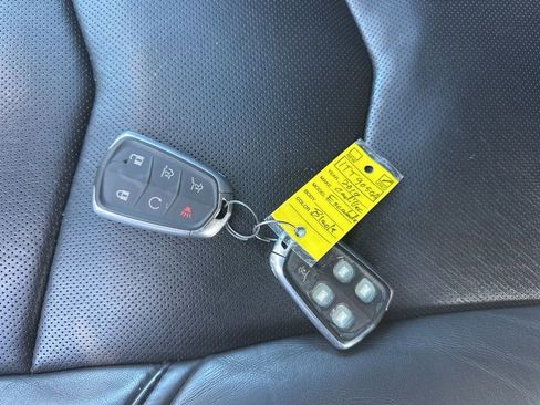 Used 2019 Cadillac Escalade Platinum image 41