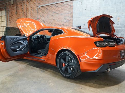 Used 2022 Chevrolet Camaro SS RWD image 26
