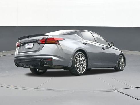 Used 2023 Nissan Altima 2.0 SR image 48