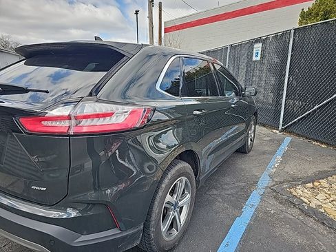 Used 2022 Ford Edge SEL w/ Convenience Package image 5