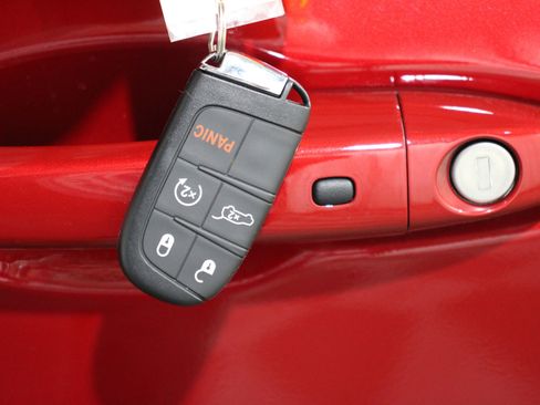 New 2025 Jeep Compass Latitude w/ Convenience Group image 22