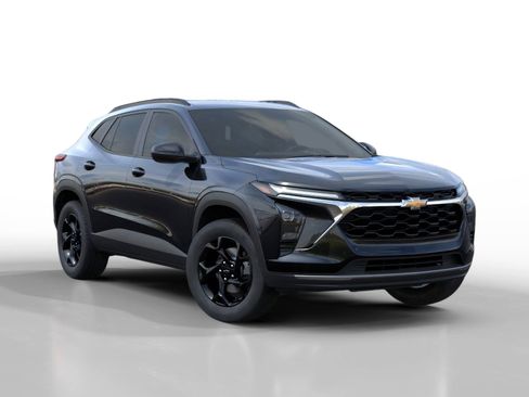 New 2026 Chevrolet Trax LT image 2