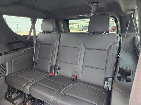 Used 2022 GMC Yukon XL Denali AWD/4WD image 22