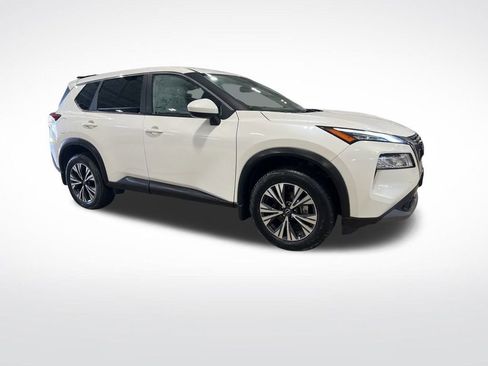 Certified 2023 Nissan Rogue SV image 3