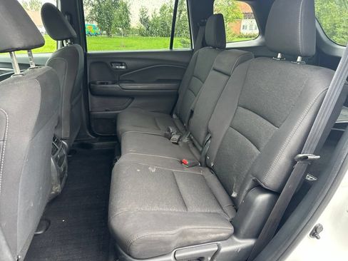 Used 2021 Honda Passport Sport image 13