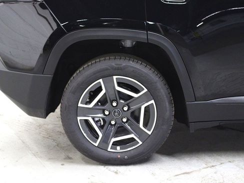 New 2026 Jeep Cherokee Limited AWD/4WD image 38