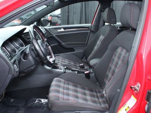 Used 2015 Volkswagen GTI S image 11