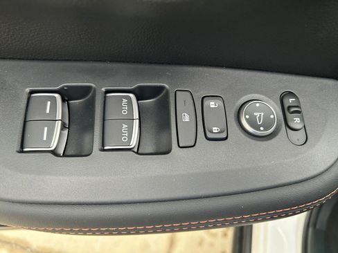 New 2026 Honda HR-V Sport image 11