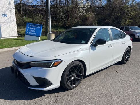 Used 2023 Honda Civic Sport image 10