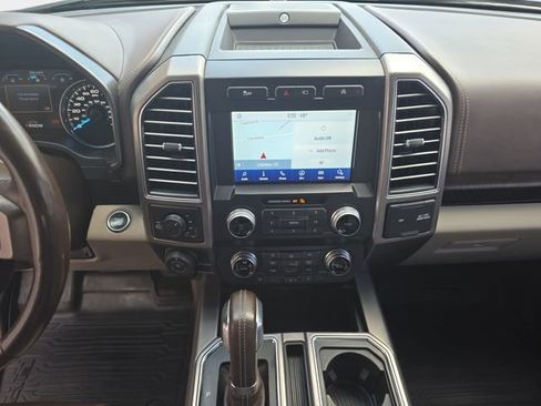 Used 2019 Ford F150 Limited w/ Trailer Tow Package image 22