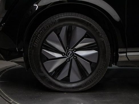 Used 2024 Nissan Ariya AWD image 8