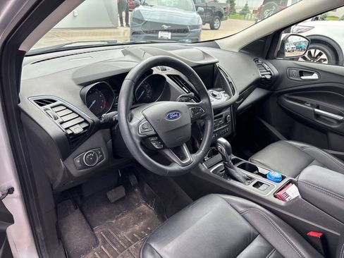 Used 2019 Ford Escape Titanium AWD/4WD image 5