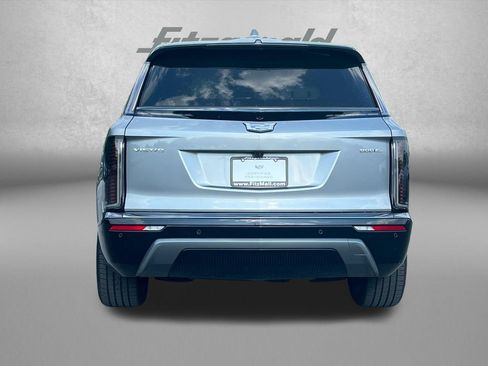 Used 2026 Cadillac Vistiq Sport w/ LPO, Floor Liner Package AWD/4WD image 7