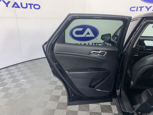 Used 2023 Kia Sportage EX FWD image 27