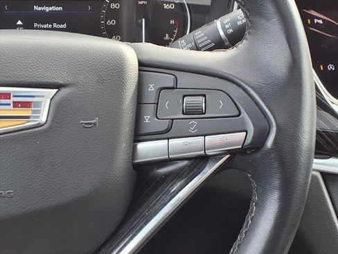 Used 2025 Cadillac XT6 Premium Luxury image 21