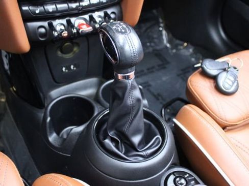 Used 2019 MINI Cooper Convertible FWD image 19