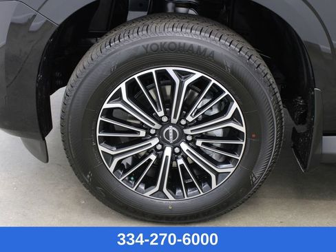 New 2026 Nissan Armada Platinum image 29