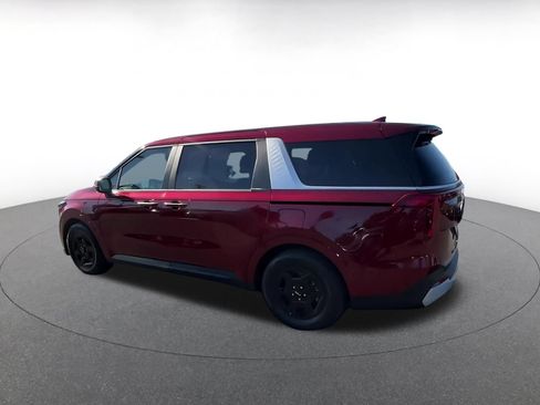 Used 2026 Kia Carnival FWD image 7