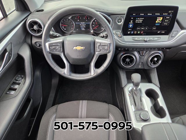 Used 2024 Chevrolet Blazer LT FWD image 13