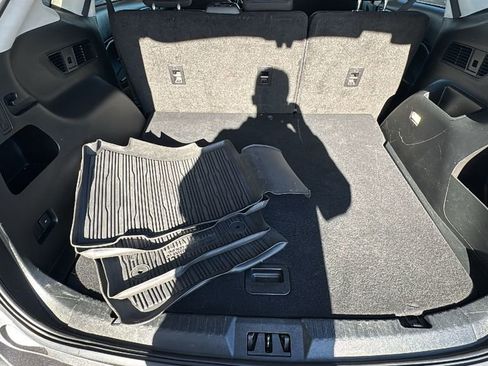 Certified 2022 Ford Edge SE w/ Black Appearance Package AWD/4WD image 24