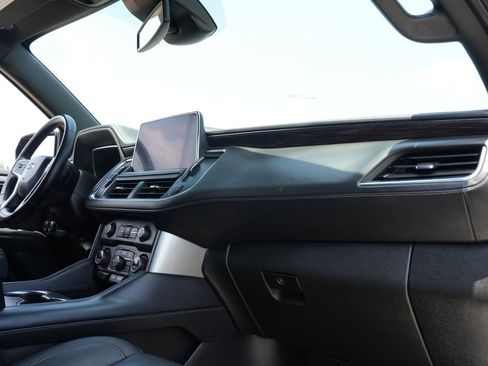 Used 2024 Chevrolet Tahoe LT AWD/4WD image 23