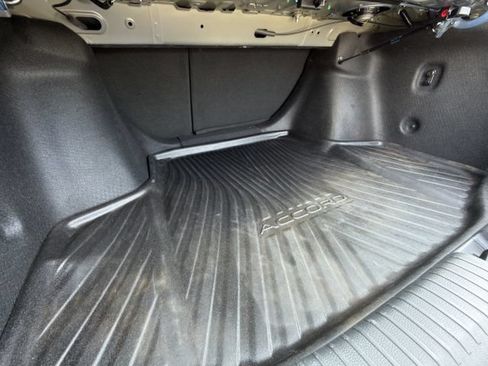 Used 2024 Honda Accord EX-L image 27