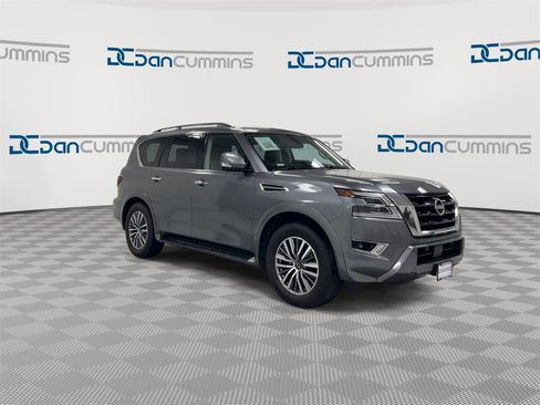 Used 2023 Nissan Armada SL w/ Captain's Chairs Package image 2