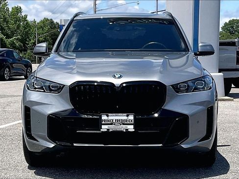 Used 2024 BMW X5 xDrive50e w/ M Sport Package AWD/4WD image 2