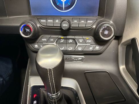 Used 2014 Chevrolet Corvette Stingray Convertible w/ 2LT Preferred Equipment Group RWD image 15