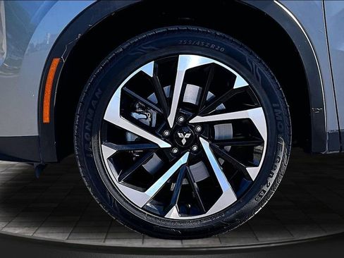 Used 2024 Mitsubishi Outlander SE AWD/4WD image 9