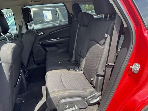 Used 2018 Dodge Journey SE FWD image 15