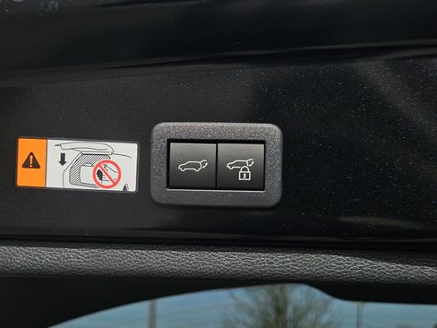 New 2026 Toyota Corolla Cross XLE image 11