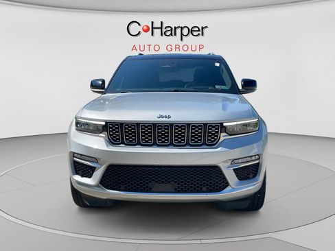 Used 2022 Jeep Grand Cherokee Summit AWD/4WD image 8