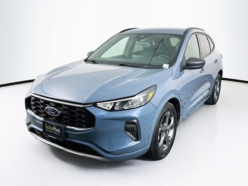 Used 2024 Ford Escape ST-Line image 3