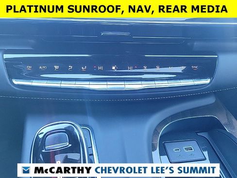 Used 2024 Cadillac Escalade ESV Sport Platinum w/ LPO, ONYX Package image 10