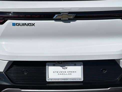 Used 2024 Chevrolet Equinox EV LT FWD image 44