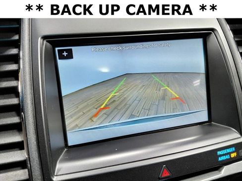 Used 2018 Ford Taurus SHO image 18