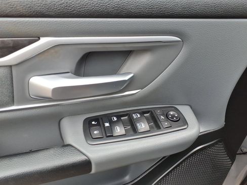 Used 2021 RAM 1500 Big Horn image 14