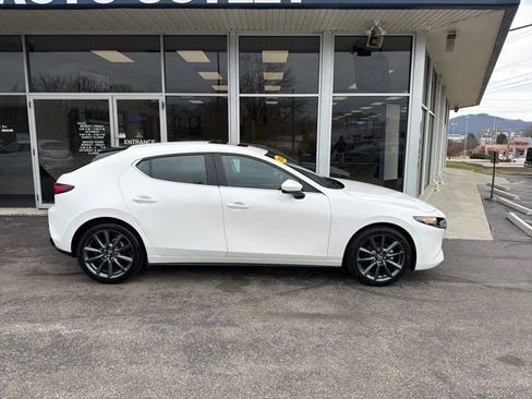 Used 2024 MAZDA MAZDA3 s image 1