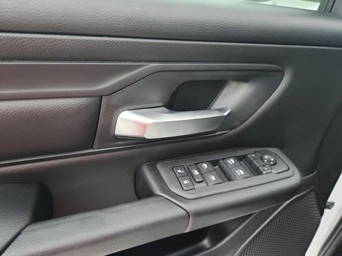 New 2026 RAM 1500 Express AWD/4WD image 20