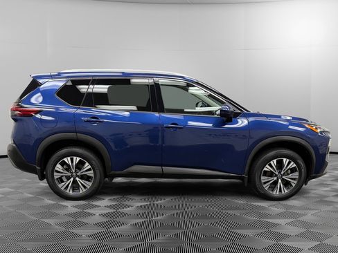 Used 2021 Nissan Rogue SV w/ Premium Package image 6