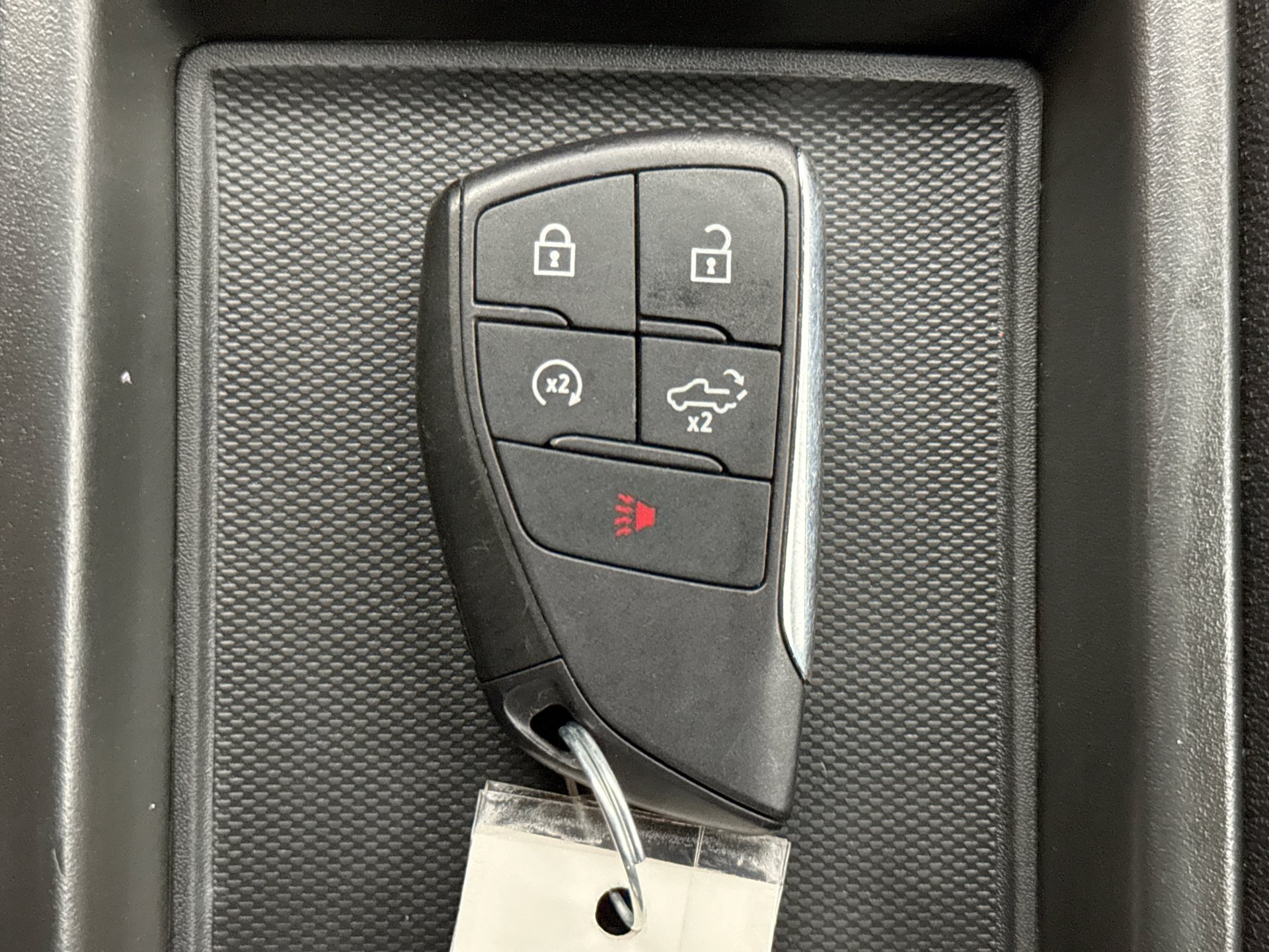 Used 2025 Chevrolet Silverado 1500 LT AWD/4WD image 22