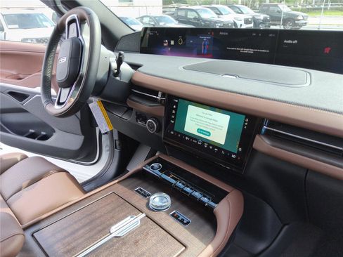 New 2026 Lincoln Navigator L Reserve AWD/4WD image 28