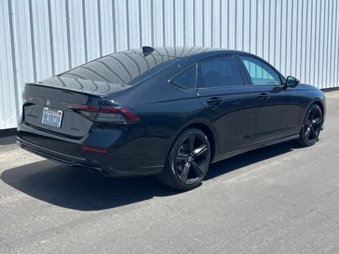 Used 2024 Honda Accord Sport image 6