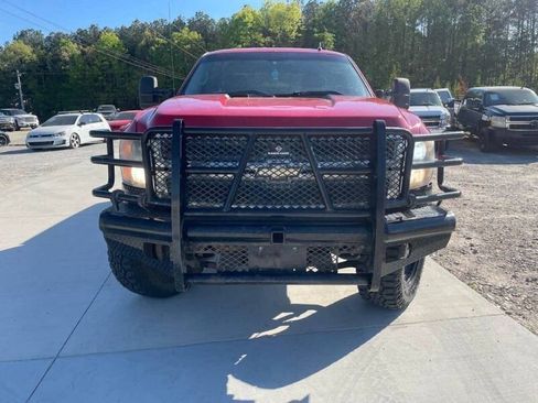 Used 2007 Chevrolet Silverado 2500 LT w/ Suspension Package, Off-Road AWD/4WD image 2