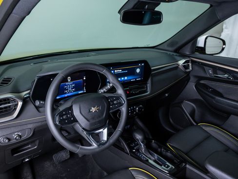 Used 2024 Chevrolet TrailBlazer ACTIV w/ Convenience Package image 21