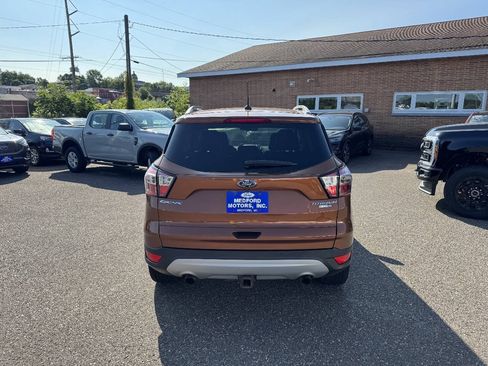 Used 2017 Ford Escape Titanium w/ Equipment Group 301A AWD/4WD image 6