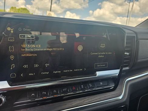 Used 2024 GMC Sierra 1500 SLT w/ SLT Premium Plus Package image 31