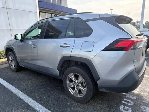 Used 2023 Toyota RAV4 XLE w/ Convenience Package FWD image 2
