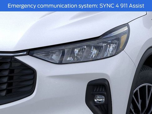 New 2025 Ford Escape Base image 18